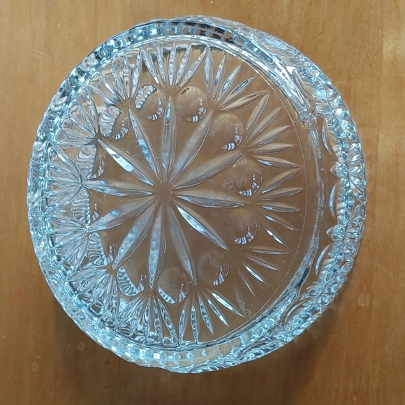 Princess House Exclusive 24% Lead Crystal Highlights Pattern Bowl - Picture 2 of 4